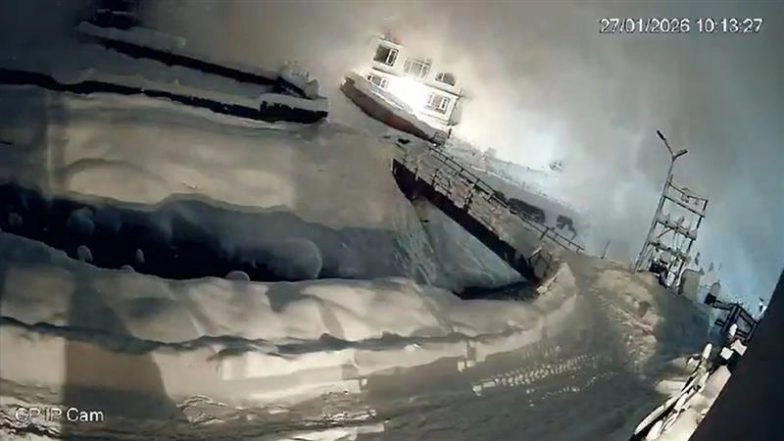 Avalanche in Sonmarg: CCTV Video Shows Exact Moment Avalanche Strikes Kashmir