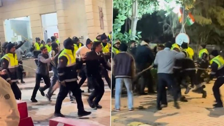 Greater Noida: Security Guards Assault Zepto, Blinkit Riders at IITL Nimbus Express Parkview 2 After Argument, Video Goes Viral