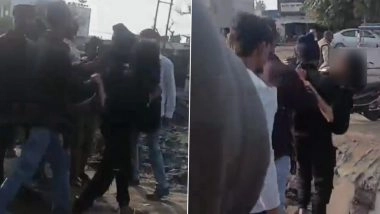 Shahjahanpur Couple Jump From Pizza Shop on 2nd Floor to Escape Hindu Group, Video Goes Viral