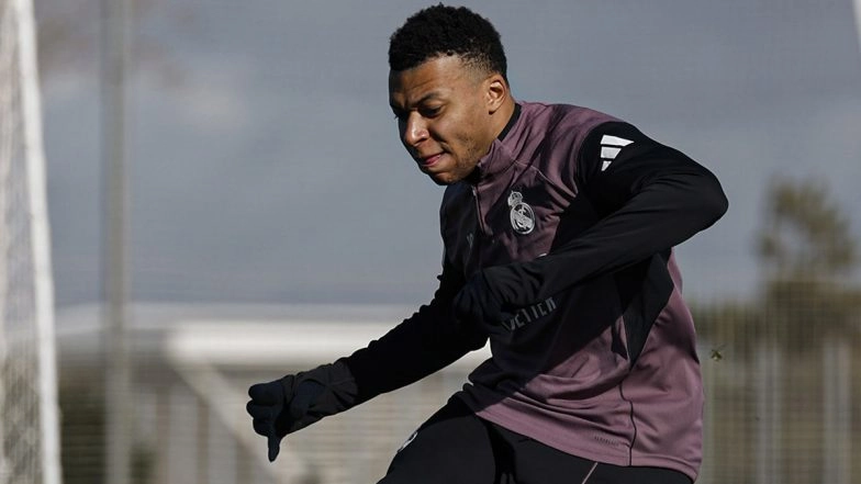 Will Kylian Mbappe Play Tonight in Villarreal vs Real Madrid La Liga 2025-26 Match? Here’s the Possibility of French Star Featuring in Starting XI