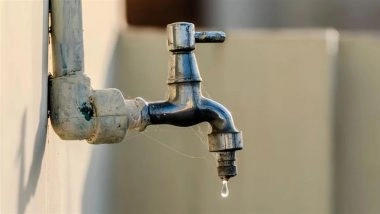 Water Contamination in Greater Noida: Delta 1 Residents Fall Ill With Diarrhea and Stomach Ache After Allegedly Consuming Water Mixed With Sewage