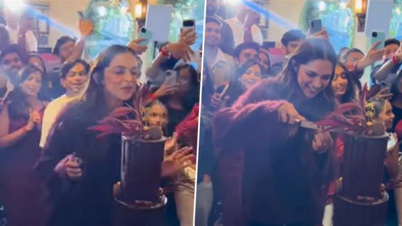 Deepika Padukone Rings in Birthday With Fans, Celebrates to ‘Om Shanti Om’ Song ‘Ankhon Mein Teri’ in Mumbai (Watch Video)