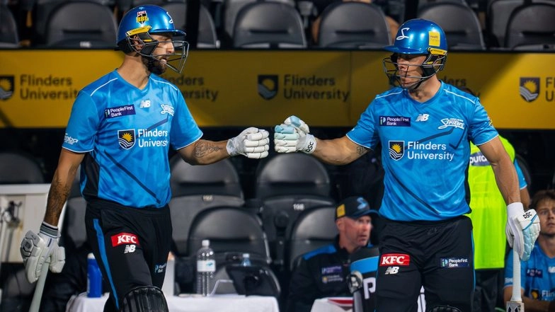 BBL 2025–26 Live Streaming Online Adelaide Strikers vs Melbourne Renegades: Watch Telecast of Big Bash League T20 Cricket Match on TV and Online