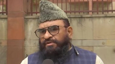 All India Imam Association President Maulana Sajid Rashidi Seeks Action Against Devkinandan Thakur for His Remarks on Shah Rukh Khan Over Inclusion of Bangladeshi Player in KKR Team (Watch Video)