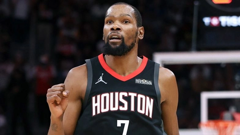 Kevin Durant Surpasses Wilt Chamberlain In NBA All-Time Scoring List, Achieves Feat During Houston Rockets vs Portland Trail Blazers  NBA 2025-26 Match (Watch Video)