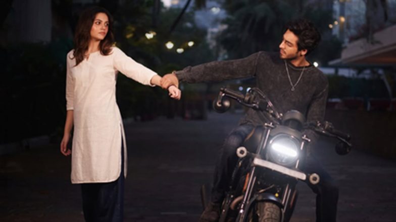 Aneet Padda and Ahaan Panday Celebrate 6 Months of ‘Saiyaara’ by Recreating Iconic ‘Abhi Kuch Pal Baaki Hai’ Scene (View Post)