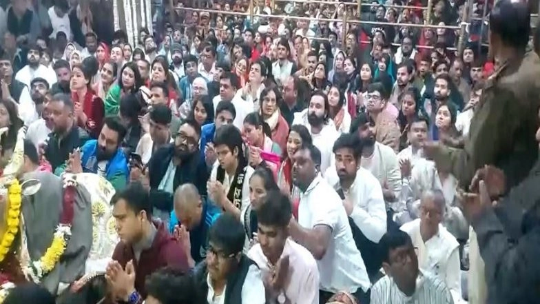 Sports News | India Women's Team World Cup-winning Members Offer Prayers at Mahakaleshwar Temple on First Day of 2026