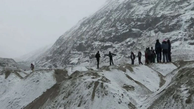 India News | Snow and Festivities Mark New Year in Himachal's Manali; Region Witnesses Tourist Rush