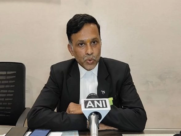 India News | Madhya Pradesh High Court Seeks Report from Govt over Indore's Contaminated Water Issue