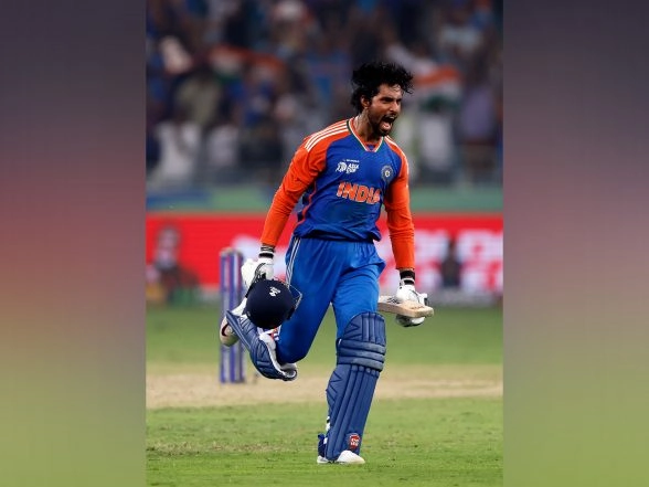 Sports News | Uthappa Reveals Two Promising Youngsters as Indian Men's, Women's Cricketers to Watch out for in 2026