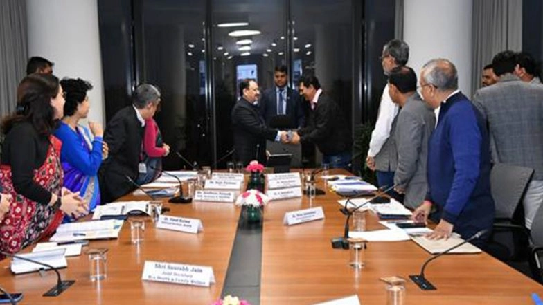 India News | JP Nadda Leads High-level Review Meeting with State Health Ministers of Rajasthan and Maharashtra