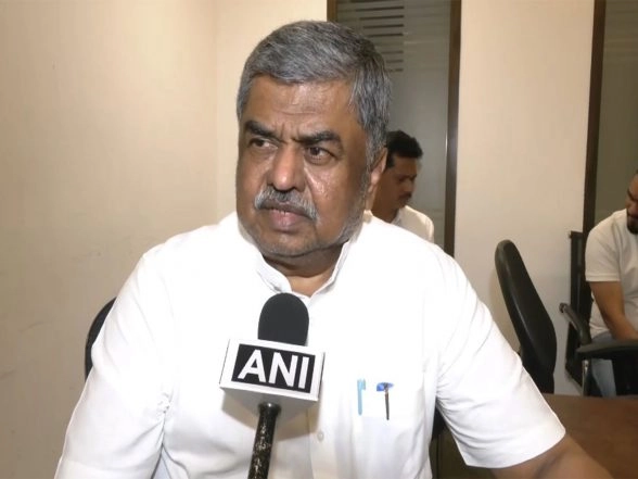 India News | Karnataka EVM Survey Lacks Credibility, Transparency: Congress' BK Hariprasad