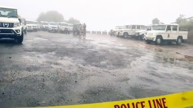 India News | Fire Breaks out at Parking Area of Thrissur Railway Station in Kerala, Two-wheelers Gutted