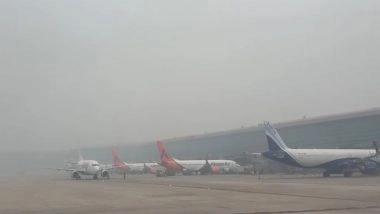 India News | AAI Warns of Possible Flight Delays as Fog, Cold Wave Disrupt Travel Across North India