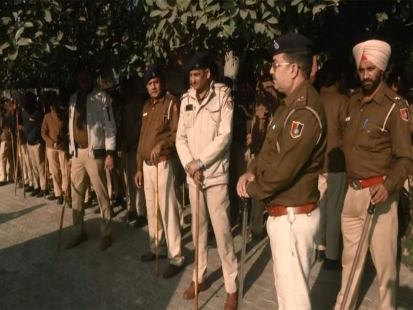 India News | Punjab: SIT Arrests Two, Conducts Raids at 14 Locations in 328 Missing 'Saroops' Case