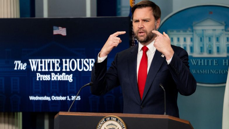 World News | Drug Trafficking, Oil Expropriation: US VP JD Vance Defends DC's Military Action on Venezuela