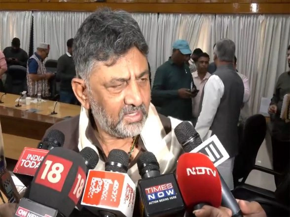 India News | Fact-finding Committee Headed by H M Revanna Has Collected Good Information on Ballari Violence: Karnataka Deputy CM DK Shivakumar