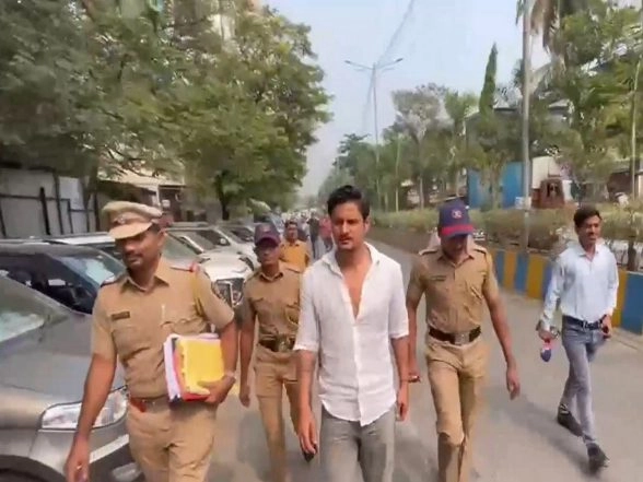 Entertainment News | Bigg Boss Marathi 3 Runner-up Jay Dudhane Arrested for Alleged Connection in Rs 5 Crore Fraud Case