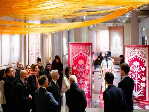 World News | EAM Jaishankar Visits Woven Stories Exhibition in Paris, Highlights Strong India-France Ties