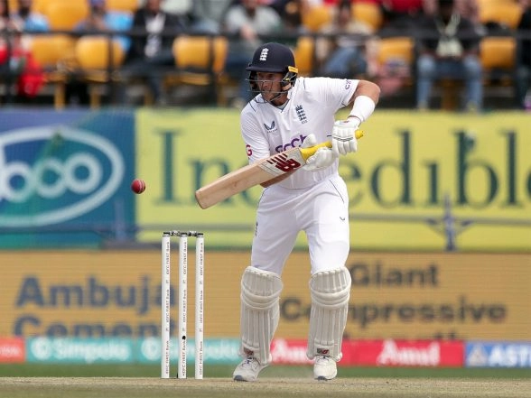 Sports News | Ashes 5th Test: Joe Root's 160 Guides England to 384, Michael Neser Picks Four Wickets (Day 2, Tea)
