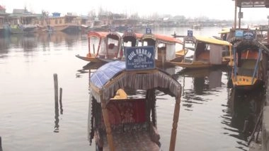 India News | Fog Covers Srinagar Amid Cold Wave; Bhaderwah Witnesses Surge in Tourist Footfall After Snowfall