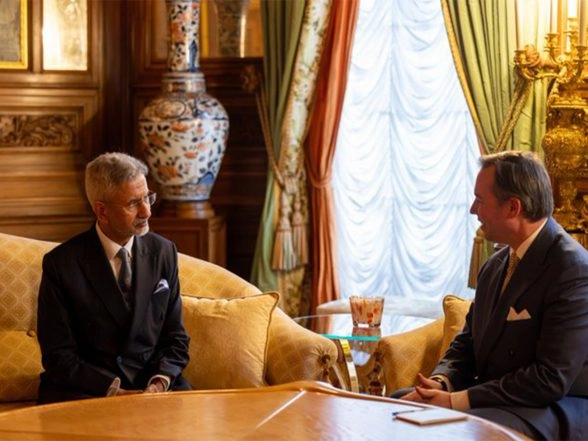 World News | External Affairs Minister Jaishankar Calls on Grand Duke Guillaume, Seeks Deeper India-Luxembourg Ties
