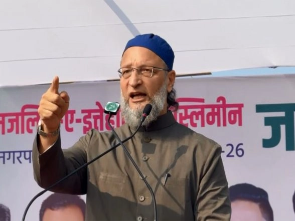 India News | BJP Gets Scared the Moment Trump's Name Comes Up: AIMIM Chief Asaddudin Owaisi