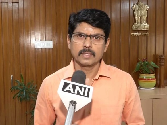 India News | Sankranthi Festival Special: 150 Extra Trains Announced by South Central Railway to Handle Huge Demand