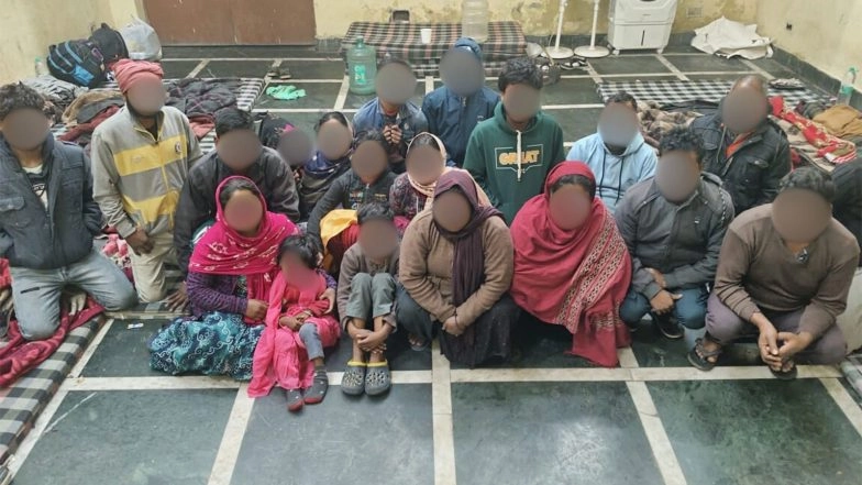 India News | Delhi: Outer District Police Apprehends 20 Illegal Bangladeshi Nationals