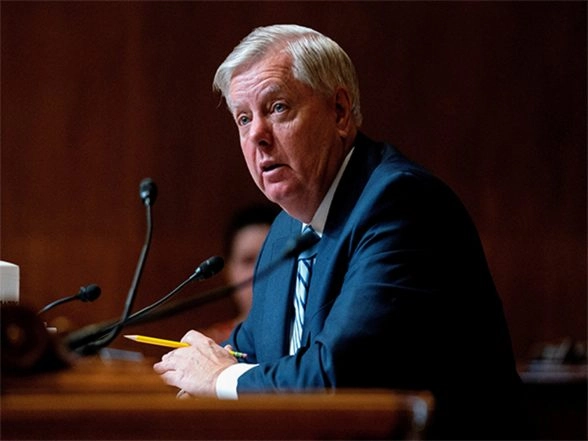 Business News | Senator Graham's Bill Poses Threat to India's USD 120 Billion Exports to US, India Must Take Clear Position on Russian Oil: GTRI