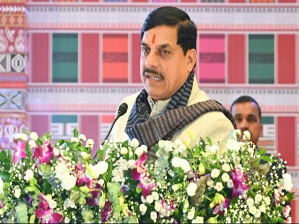 India News | MP CM Yadav Requests Union Minister Giriraj Singh to Hold Next National Textiles Ministers' Conference in Ujjain