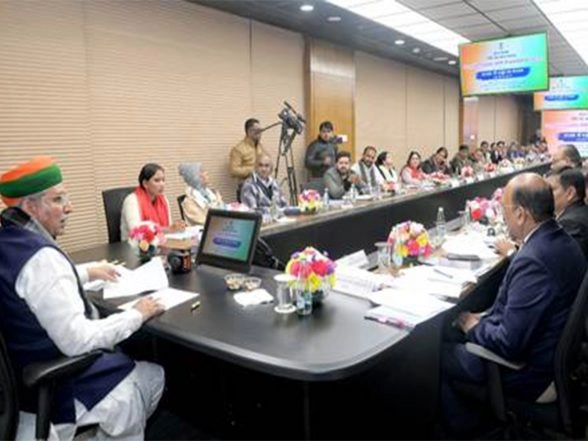 India News | First Meeting of 14th 'Hindi Salahkar Samiti' Held at Dr Ambedkar International Centre in Delhi