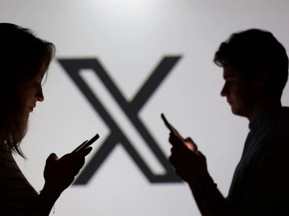 World News | X App Could Be Banned in Britain over AI Chatbot Row, Reports the Telegraph