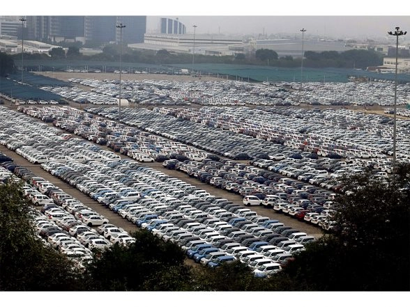 Business News | Auto Finance NBFCs to Register 13 to 20% AUM Growth in Q3FY26, Affordable Housing Finance May Undershoot: Report