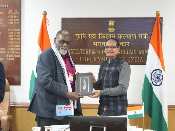 World News | Union Agriculture Minister Shivraj Singh Chouhan Holds Bilateral Meeting with Fijian Counterpart to Deepen India-Fiji Cooperation in the Agriculture Sector