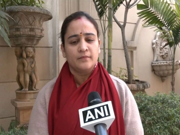 India News | UP Women's Commission Vice-Chairperson, KGMU VC Trade Allegations Amid Row over Harassment Cases in Lucknow