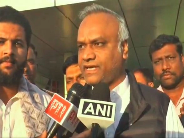 India News | VB-G-RAM-G Bill Violates Article 21, Undermines Federal Structure: Priyank Kharge