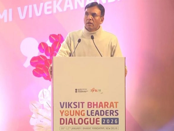 Sports News | Union Sports Minister Mansukh Mandaviya Urges Youth to Lead India Towards 'Viksit Bharat'