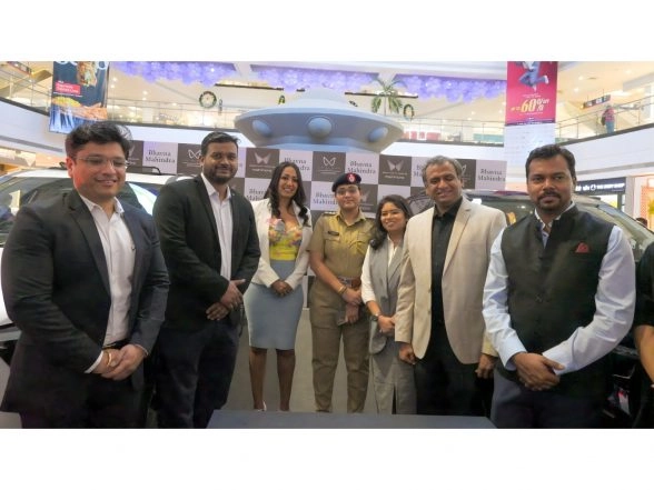 Business News | Grand Launch of Mahindra 'EV 9X' and 'XUV 7XO' at Seawoods Mall; Bollywood Actress Kashmera Shah Graces the Event