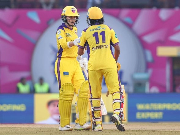 Sports News | Phoebe Litchfield's 78 Goes in Vain as Gujarat Giants Beat UP Warriorz by 10 Runs