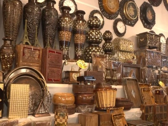 India News | Woodcraft from Saharanpur Draws Huge Crowds at 85th Edition of All India Industrial Exhibition at Nampally