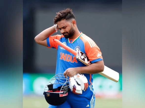 Sports News | Rishabh Pant Ruled out of IND Vs NZ ODI Series, Dhruv Jurel Named as Replacement