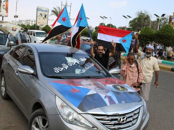 World News | Yemen Govt Claims Recapture of Hadramout, Al-Mahra from STC as Rallies Held in Aden