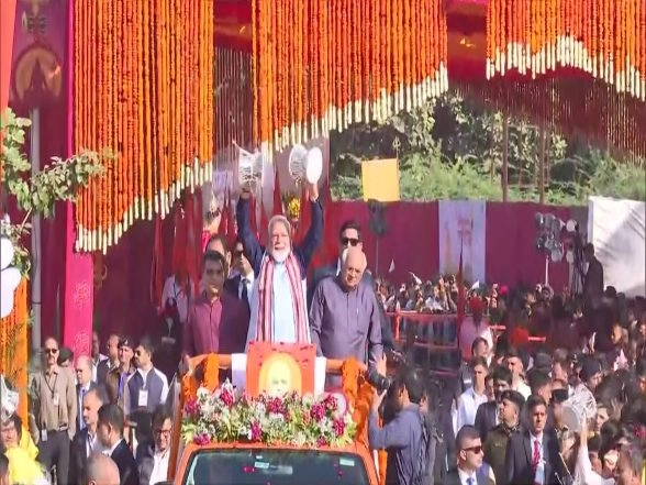 India News | Gujarat: PM Modi Plays Damru During Shaurya Yatra in Somnath