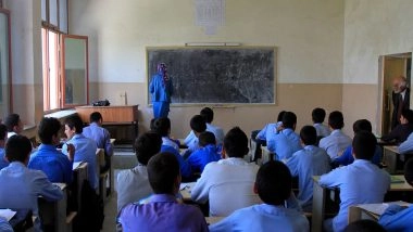 World News | Bereft of Buildings, Afghan Students Forced to Attend School Under Sky