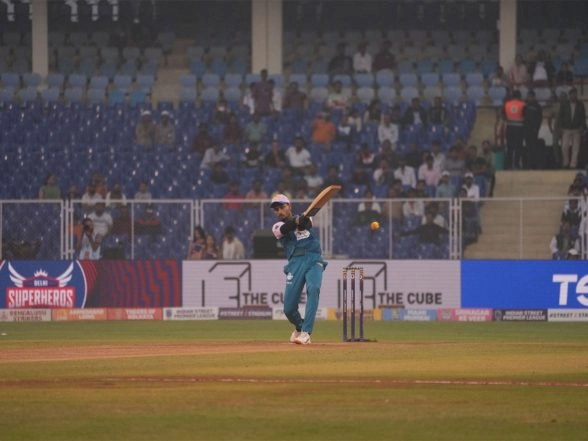 Sports News | ISPL Season 3: Ahmedabad Lions Beat Delhi Superheros by 40 Runs to Stay Unbeaten
