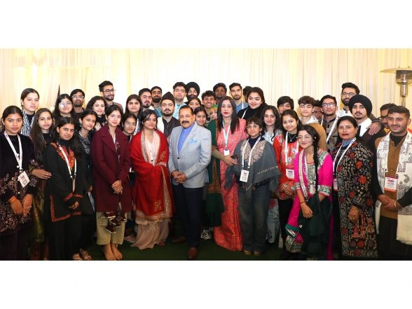 India News | Union Minister Jitendra Singh Hosts Informal Interaction with J-K, Ladakh Contingent Participating in 'Viksit Bharat Young Leaders Dialogue'