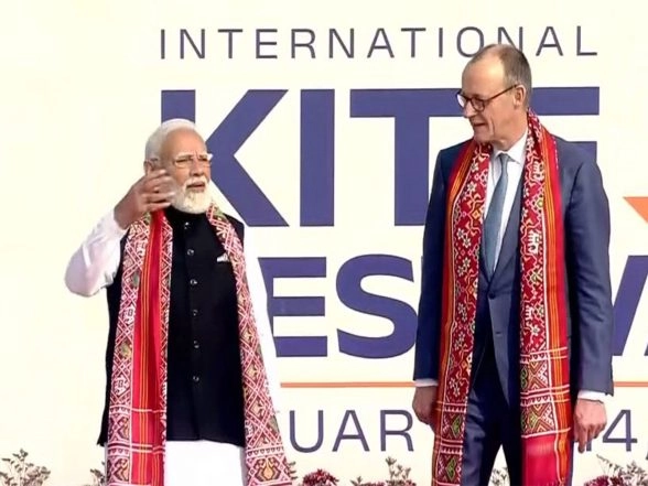 World News | PM Modi, German Chancellor Merz Inaugurate International Kite Festival 2026 at Sabarmati Riverfront
