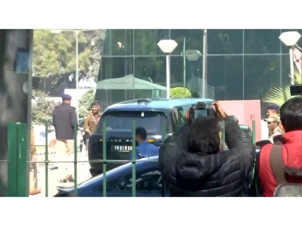 India News | TVK Leader Vijay Arrives at CBI Headquarters in Connection with Karur Stampede Probe