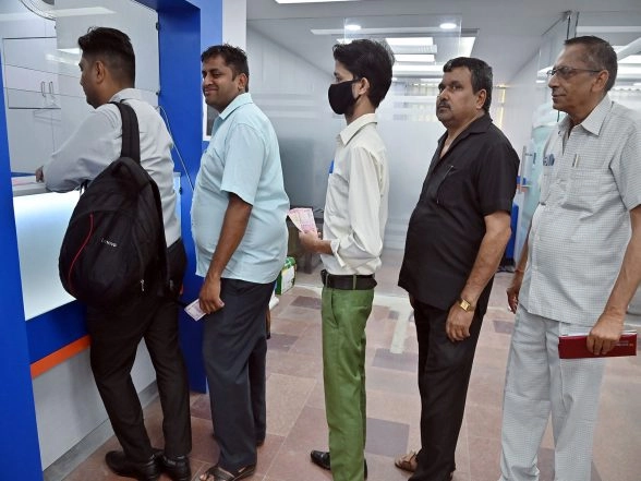 Business News | Unsecure Lending by Banks Surge to Rs 46.9 Lakh Crore, Raising Risk Sensitivity: SBI Report